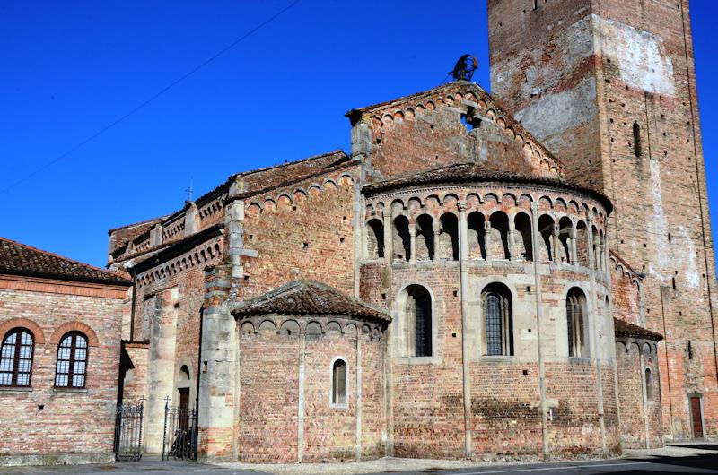 La basilica di Santa Maria e San Sigismondo
